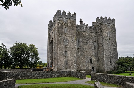 Ireland in 7 Days - Bunratty Castle & Folk Park