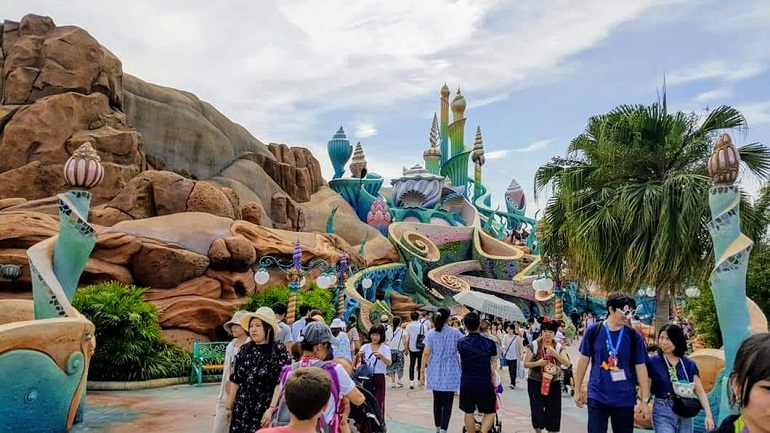 Tokyo DisneySea - Mermaid Lagoon.